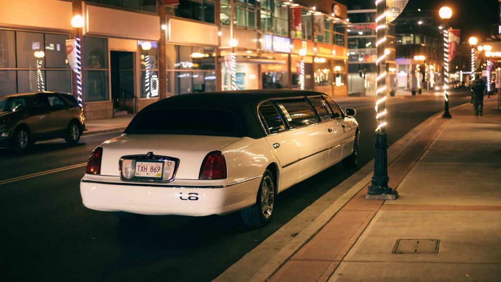 Some-Guideline-for-the-First-Time-Renter-of-Limousine-on-servicetrending
